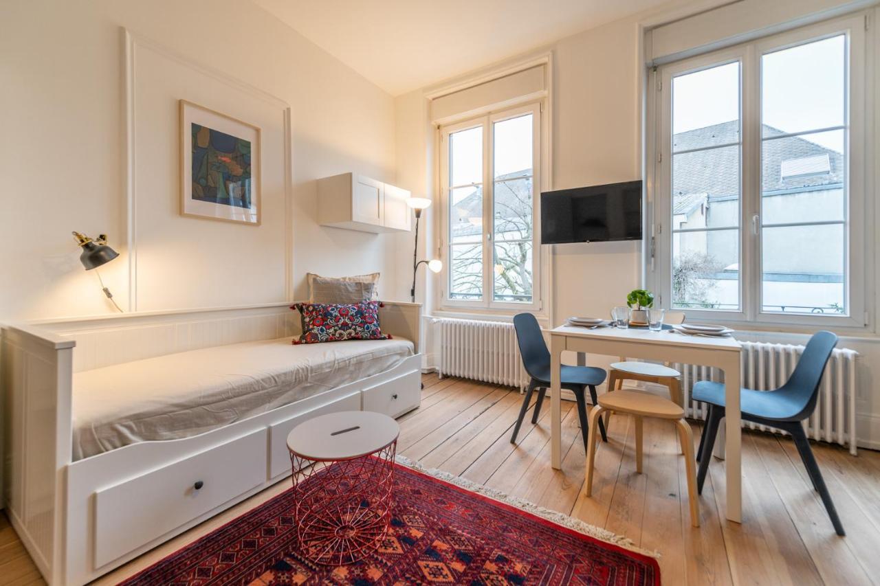 Le Schuman - Suites En Hyper Centre - Gare - Fibre - Rbnb - Mulhouse Bagian luar foto