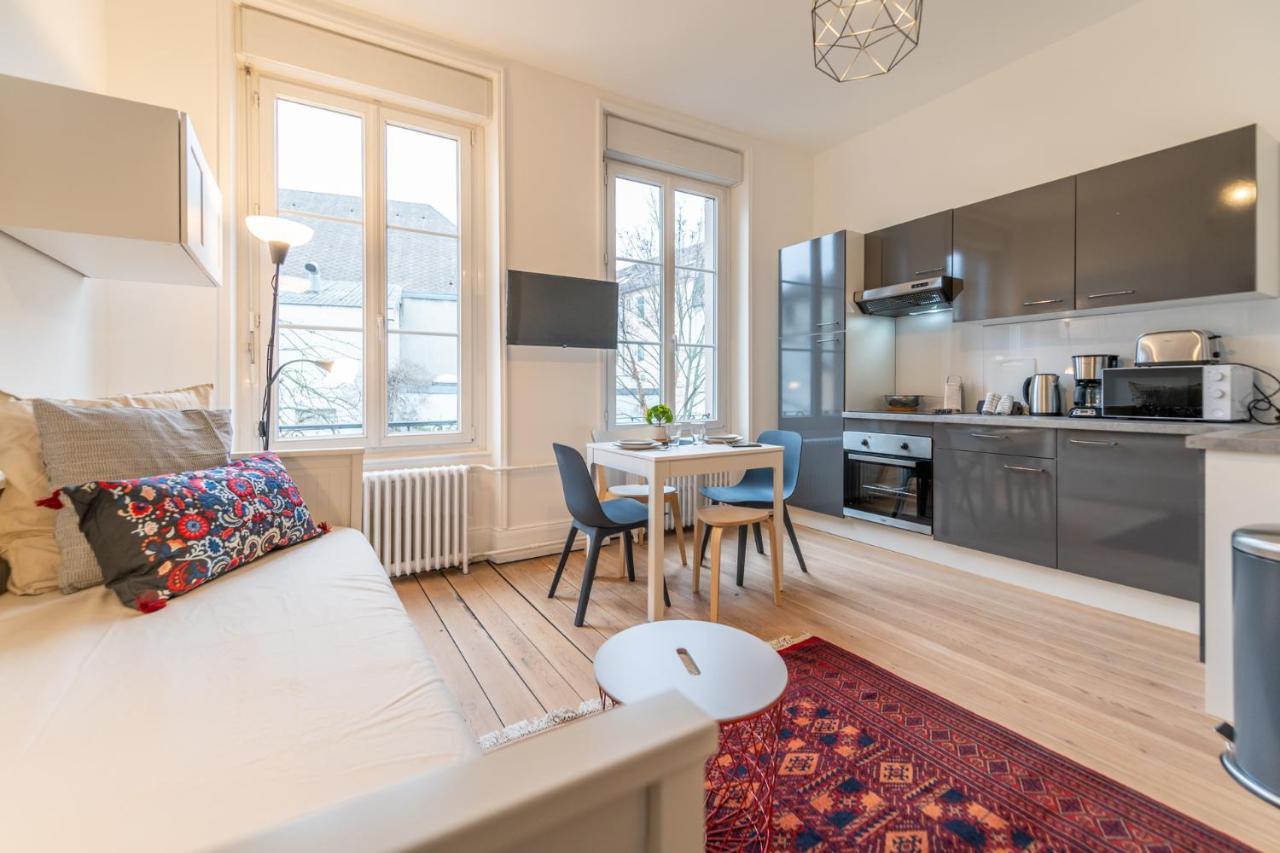 Le Schuman - Suites En Hyper Centre - Gare - Fibre - Rbnb - Mulhouse Bagian luar foto